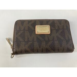 MICHAEL KORS, SMALL SIGNATURE PRINT SAFFIANO LEATHER WALLET